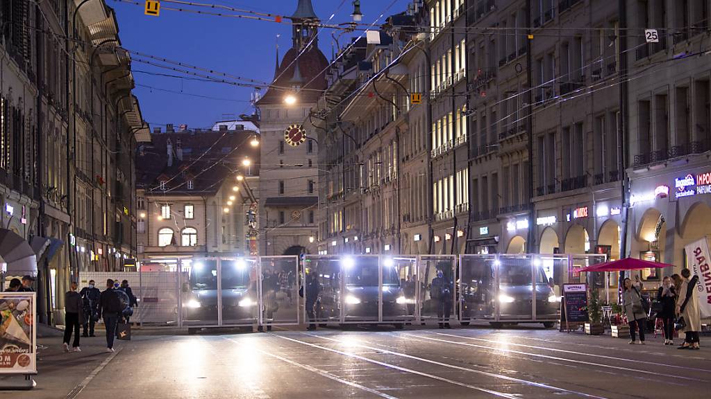Unbewilligte Corona-Demos in Bern kosten bis zu 200'000 Franken