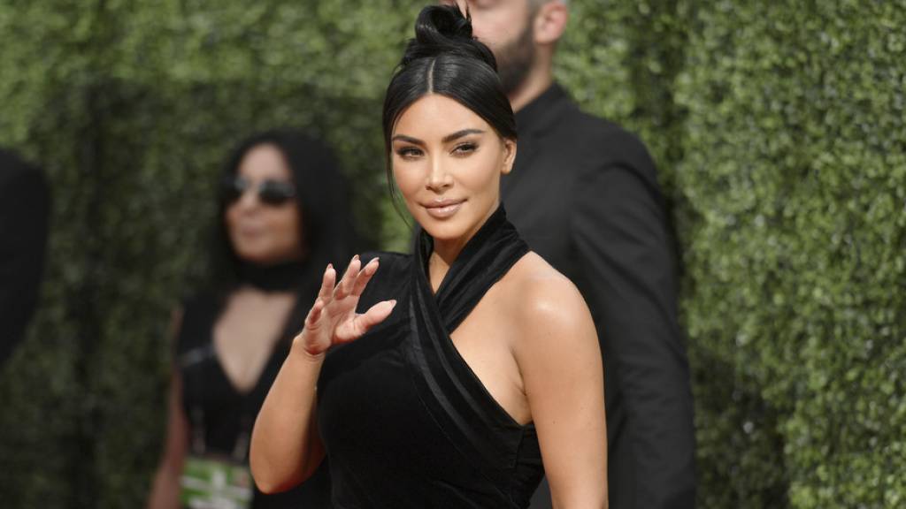 Kim Kardashian fühlt sich und ihre vier Kinder «gesegnet». Sie hat sich und ihre «Babys» in Armenien, dem Land ihrer Vorfahren, taufen lassen. (Archivbild)