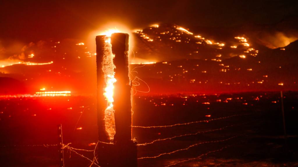 Feuer wütet zwischen Kalifornien und Nevada