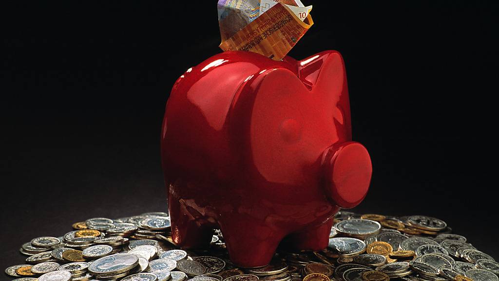 Der Bund hat auch im vergangenen Jahr mehr Geld ausgegeben, als zulässig wäre. Um dies künftig zu verhindern, hat der Bundesrat weitere Kürzungen beschlossen. (Themenbild)