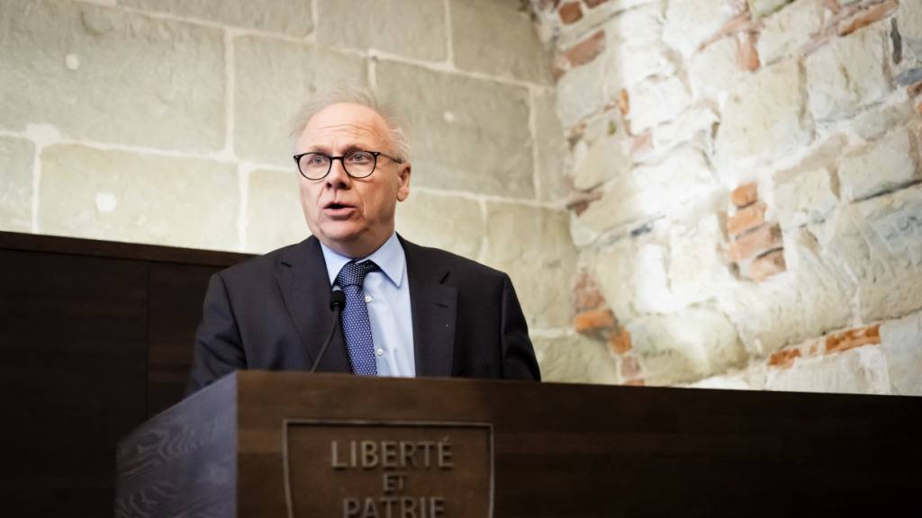Jean-Francois Meylan hat am Freitag seinen Bericht über die von Valérie Dittli vergebenen Aufträge vorgestellt.