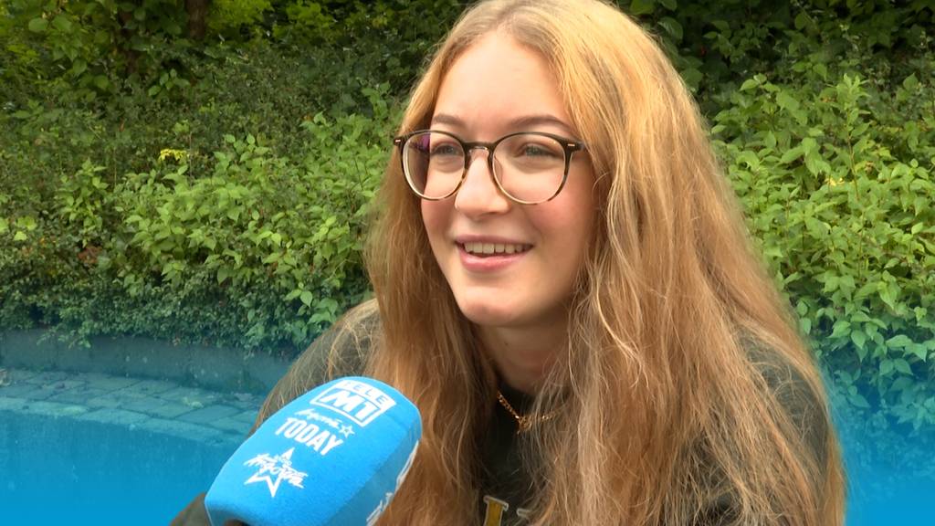 Was für ein Pech: Vanja muss ihre Reise nach Hawaii selber zahlen 