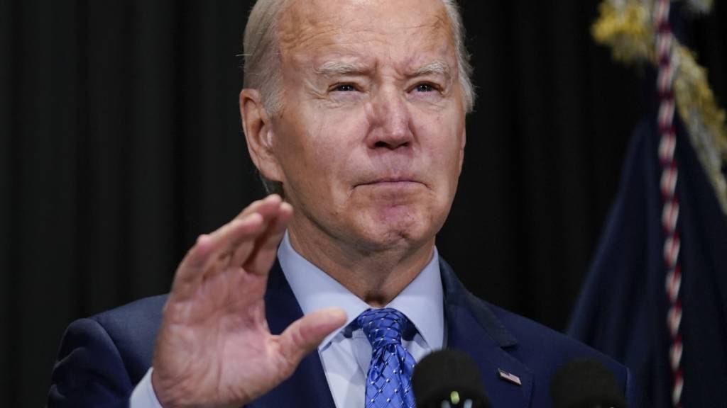 US-Präsident Joe Biden versucht, mit Blick auf die Genehmigung neuer US-Hilfen für die Ukraine Optimismus zu verbreiten. Foto: Stephanie Scarbrough/AP/dpa