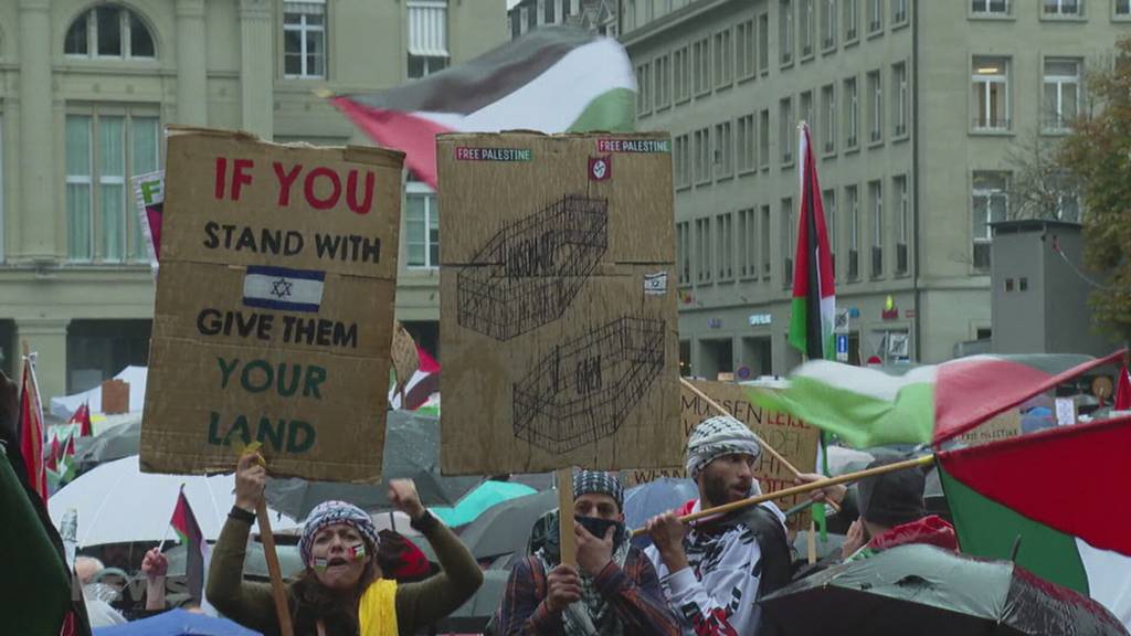 Als Zeichen gegen Demo-Verbot in Bern