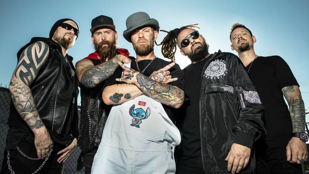5 FINGER DEATH PUNCH