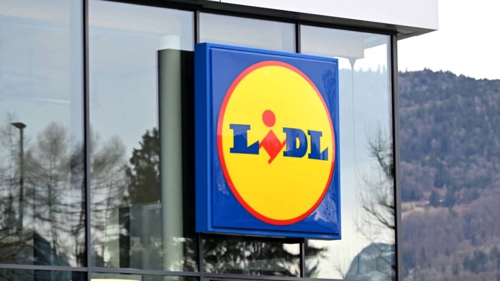 Der deutsche Lebensmitteldiscounter Lidl ist in Nordirland ins Pub-Geschäft eingestiegen. Im «Middle Ale» in Dundonald können die Gäste ihr Pint geniessen - und nebenbei Alkohol für zuhause einkaufen. (Archivbild)
