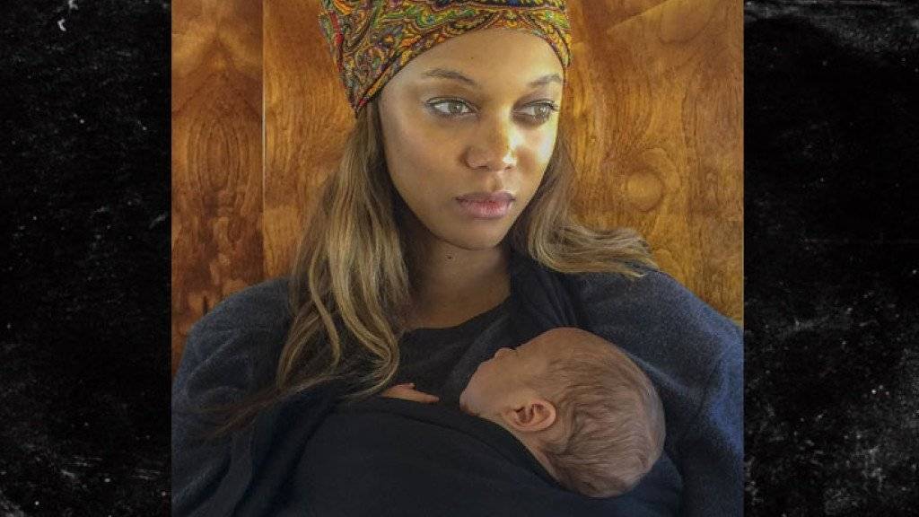 Model Tyra Banks zeigt der Öffentlichkeit erstemals ihr Baby