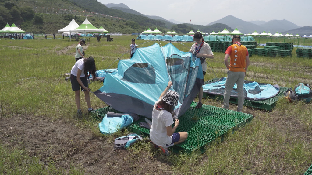 Rund 1500 Schweizer Pfadfinder leiden unter der Hitze in Südkorea