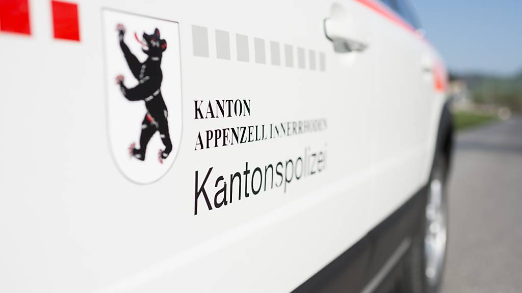 Die Kantonspolizei Appenzell sucht einen Räuber. (Symbolbild)