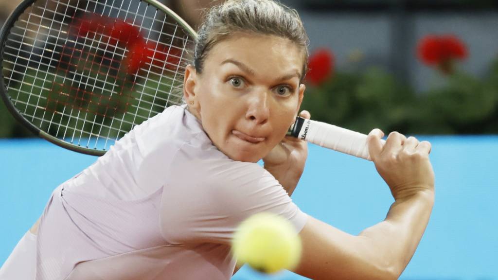 Simona Halep kehrt nach anderthalb Jahren Absenz mit einer Niederlage ins Wettkampf-Tennis zurück