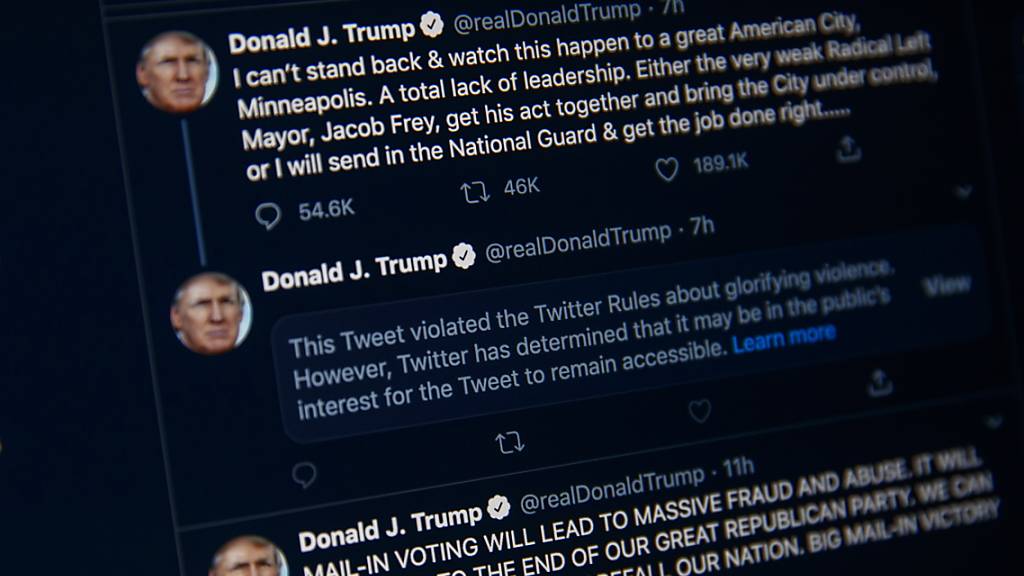 Twitter hat erneut eine Botschaft von US-Präsident Donald Trump in seinem Netzwerk bearbeitet. (Symbolbild)