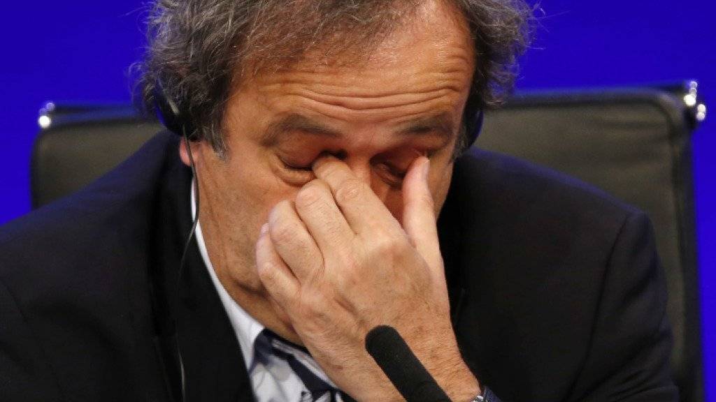 Michel Platini sorgt sich, gibt aber nicht auf