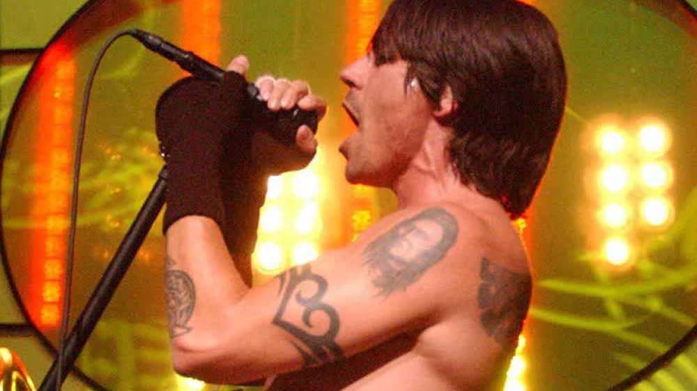 RED HOT CHILI PEPPERS - UNDER THE BRIDGE