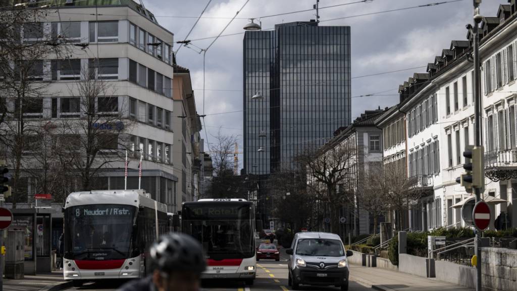 In der Stadt St. Gallen gibt es neu einen Leitfaden, der den Gestaltungsspielraum von Gaststätten auf Strassen und Plätzen regelt. (Archivbild)