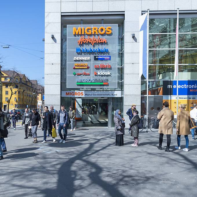 Nach 150 Entlassungen: Migros sucht 50 Mitarbeitende am Limmatplatz