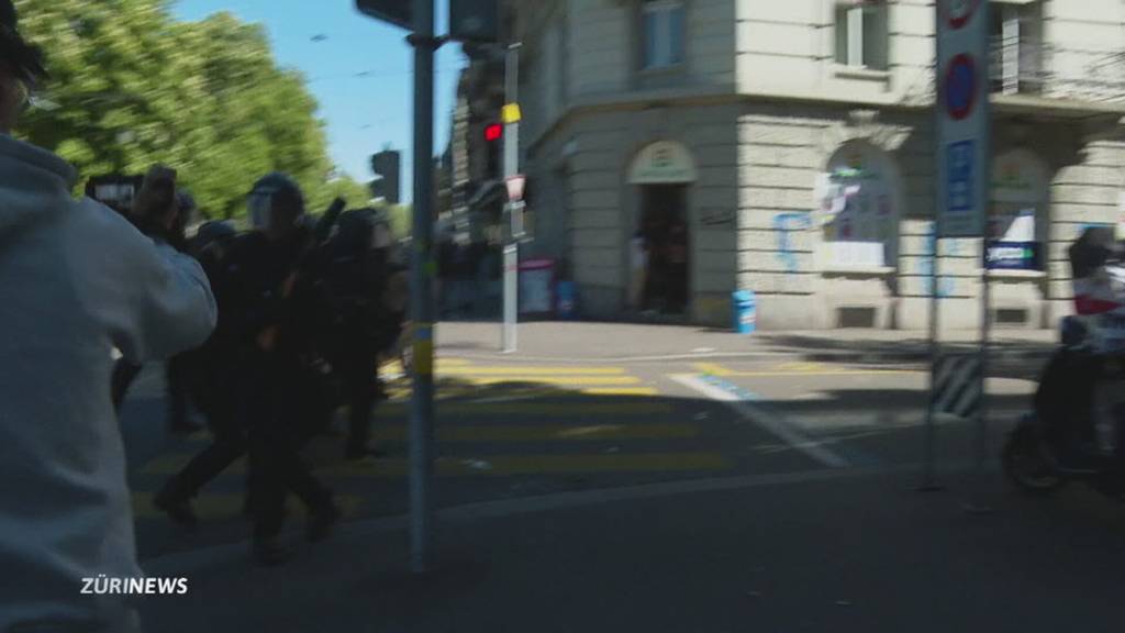 Unbewilligte 1.-Mai-Nachdemo in Zürich: Ausschreitungen im Kreis 4
