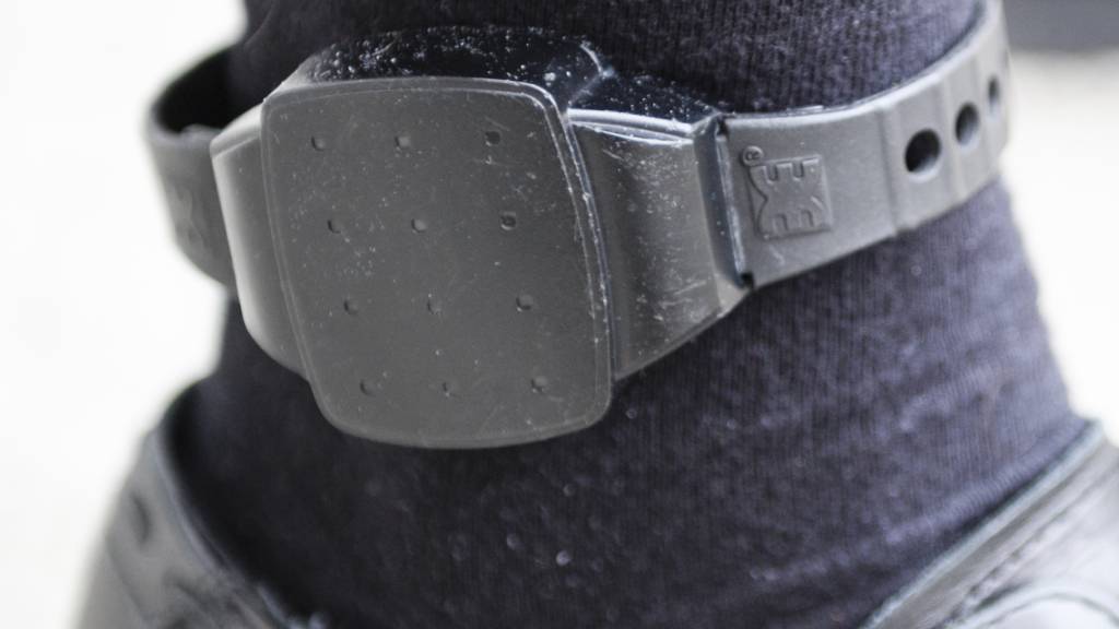 Bei häuslicher Gewalt wird der Kanton Zürich künftig detaillierte Angaben über Täter und Opfer sammeln, darunter Nationalität, Geschlecht und Alter. Die Daten sollen helfen, bessere Massnahmen zu ergreifen. (Archivbild)