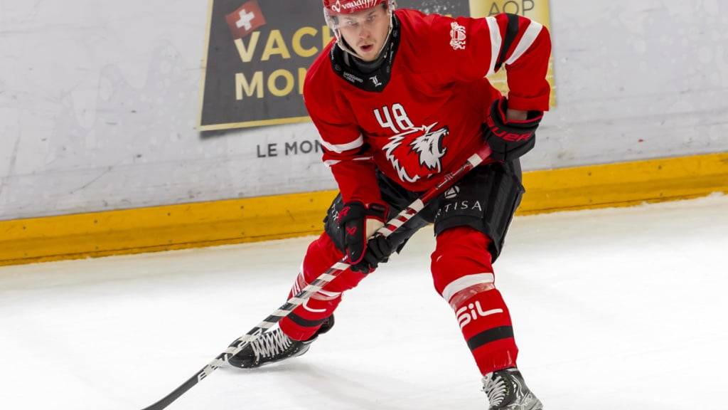 Lauri Pajuniemi spielt nicht mehr für den Lausanne HC
