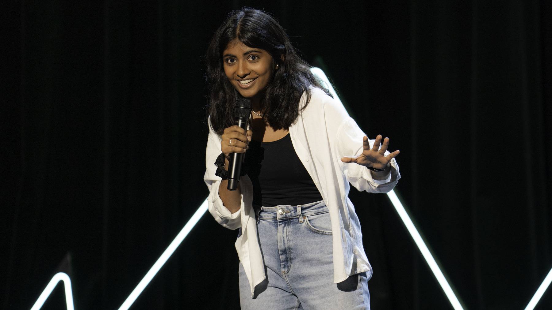 Reena Krishnaraja startet ihr erstes Soloprogramm «Kurkuma».