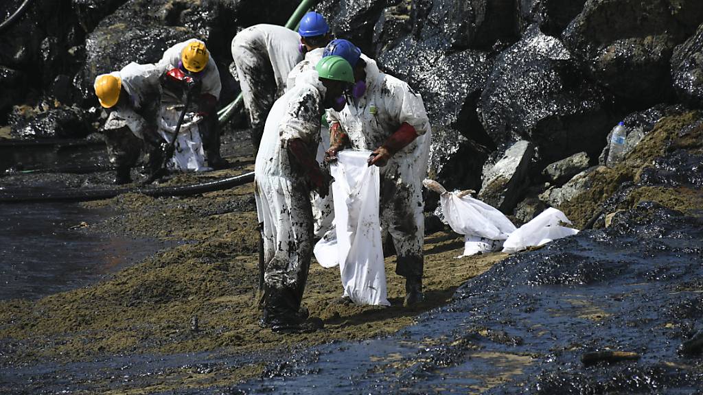 Das Öl stammt offensichtlich von einem Schiff, das am Mittwoch vor der Südküste von Tobago kenterte. (Archivbild)