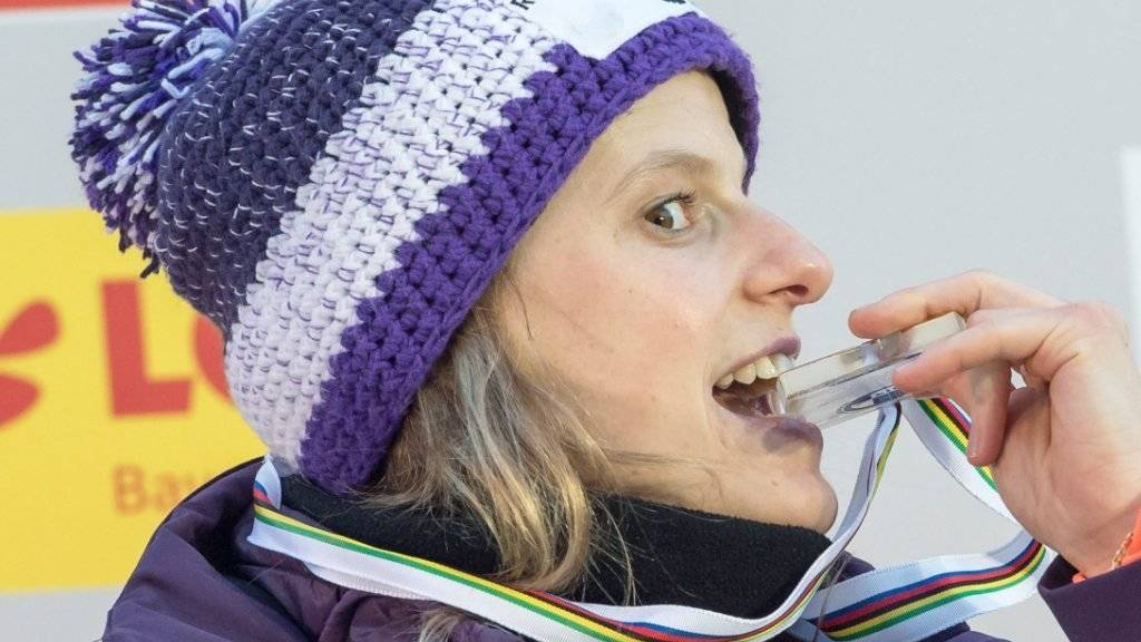 Freut sich über die WM-Goldmedaille im Sprint: Martina Kocher