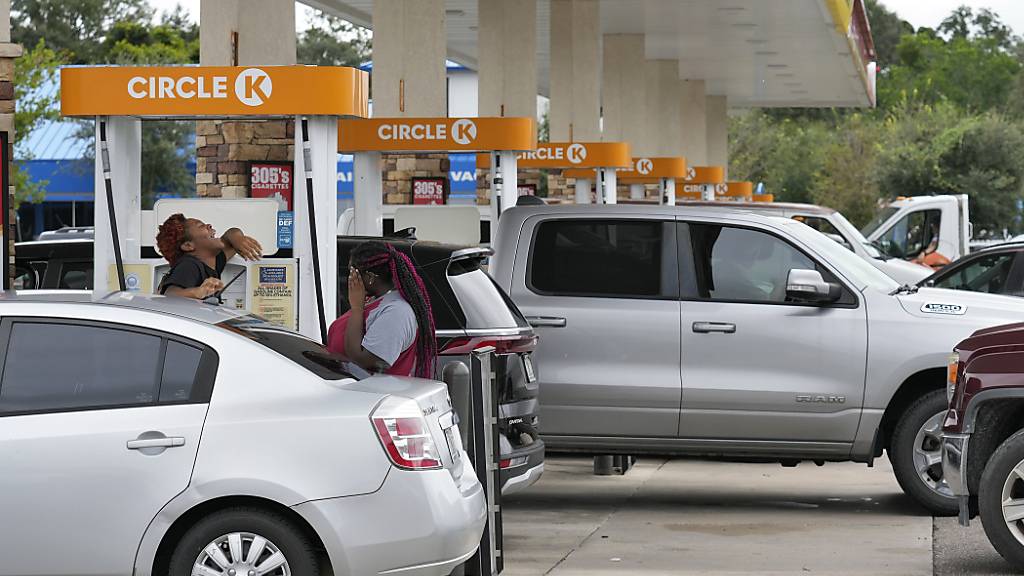 Die Menschen in Florida rüsten sich für den Hurrikane «Milton».