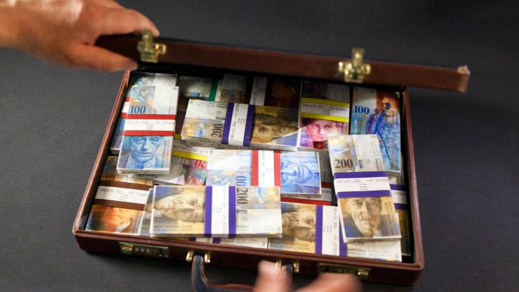 Das Parlament hat ein Transparenzregister für Unternehmen zur Geldwäscherei-Bekämpfung gutgeheissen, die Vorlage jedoch abgeschwächt. (Themenbild)