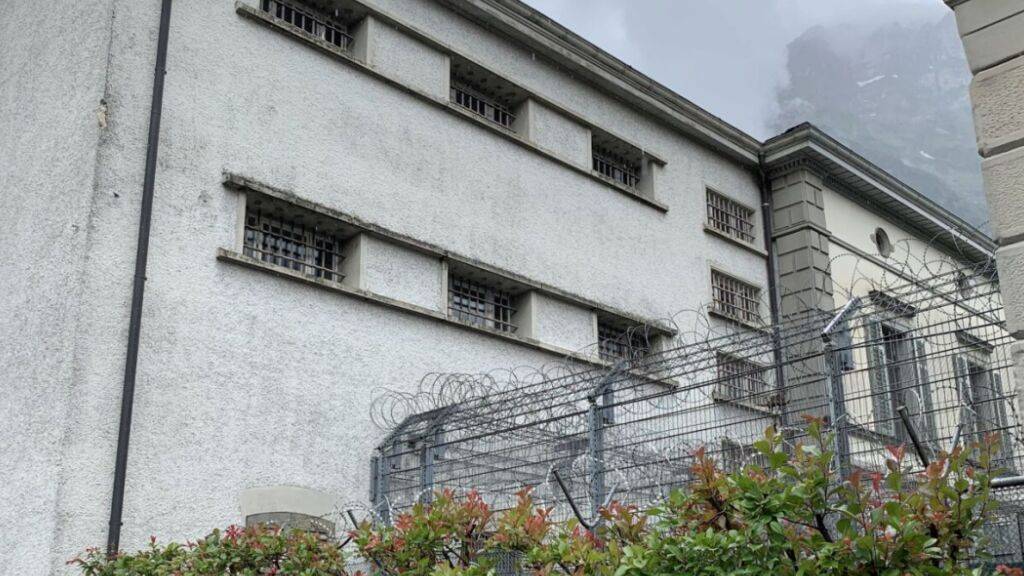 Der Glarner Regierungsrat hat bauliche Massnahmen für das Kantonsgefängnis bewilligt.