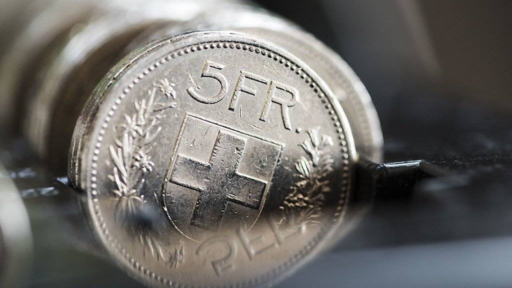 Kein vorübergehendes Phänomen: Die Credit Suisse geht davon aus, dass der Schweizer Franken stark bleiben wird. (Symbolbild)