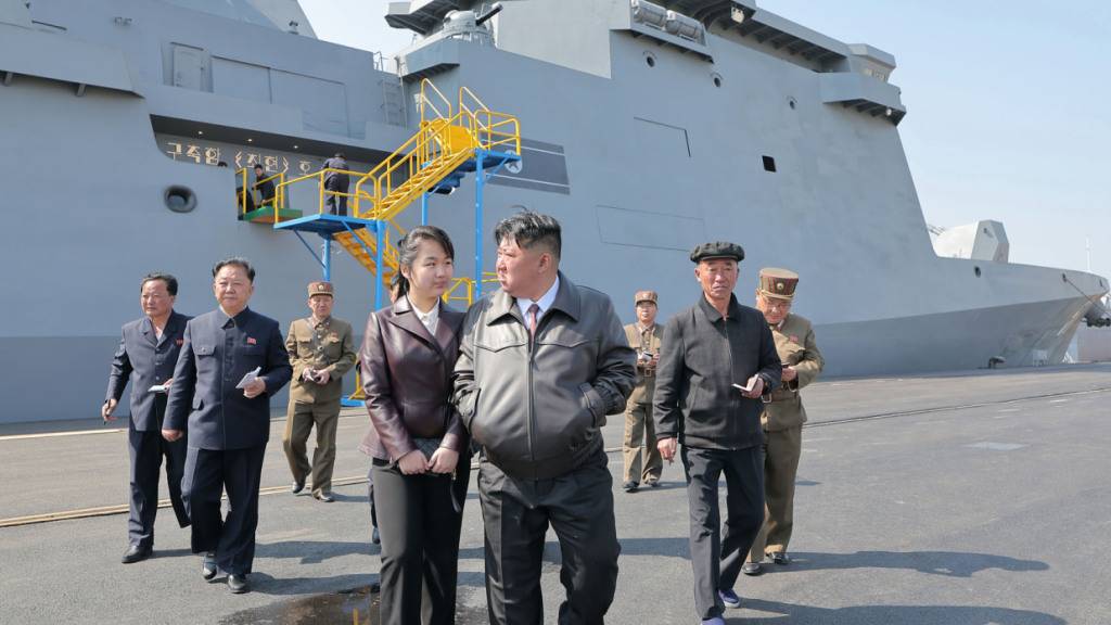 Südkoreas Geheimdienst: Kim Jong Un baut Tochter als Nachfolgerin auf