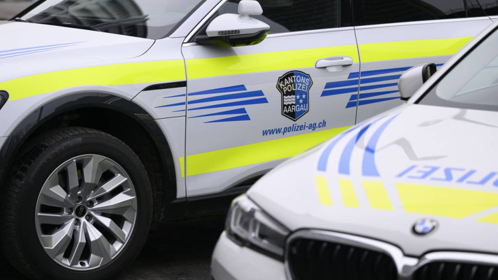Im März 2025 verstarb eine 55-jährige Frau in Obermumpf AG. Nun erhebt die Staatsanwaltschaft Aargau Anklage gegen den Ehemann. (Symbolbild)