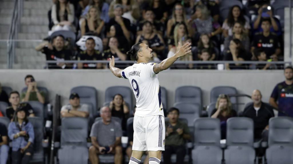 Ibrahimovic stellt dank drei Toren Rekordmarke auf