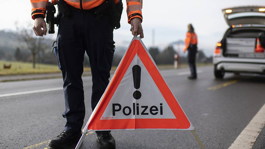 Gleich mehrere betrunkene Verkehrsteilnehmer gingen der Winterthurer Stadtpolizei in der Nacht auf Montag ins Netz. (Symbolbild)