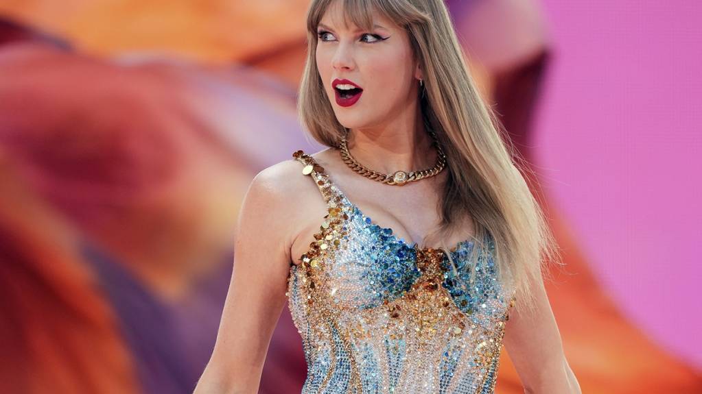 Dank der «Eras Tour» soll Taylor Swift den Status einer Milliardärin erreicht haben, schrieb das Magazin «Forbes». (Archivbild)