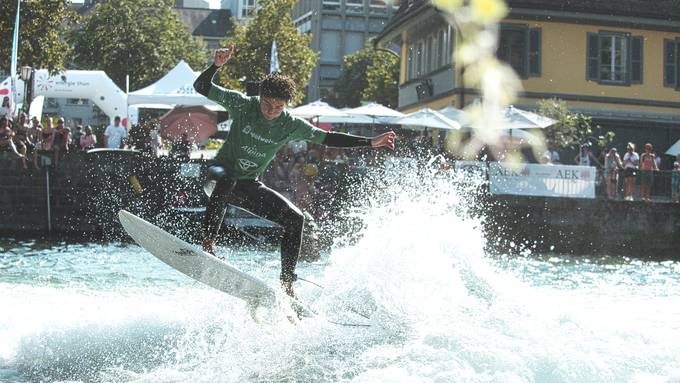 Schweizer Surfkultur in der Stadt Thun