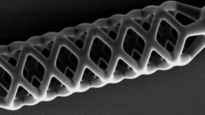 ETH-Forscher erschaffen kleinsten Stent der Welt