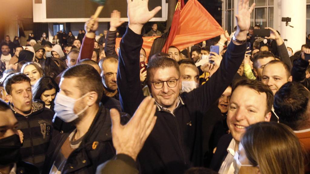 Opposition in Skopje hat angeblich Mehrheit und will an die Macht