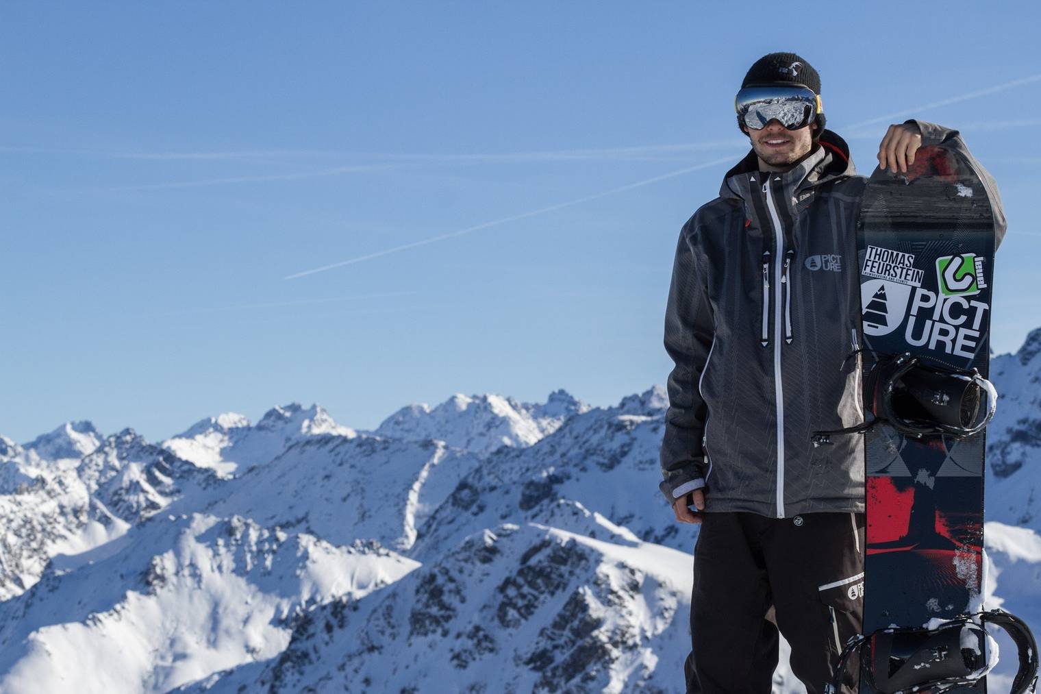 Thomas Feurstein fährt für sein Leben gern Snowboard. Das sieht man.  (Bild:Dominik Hadwiger)