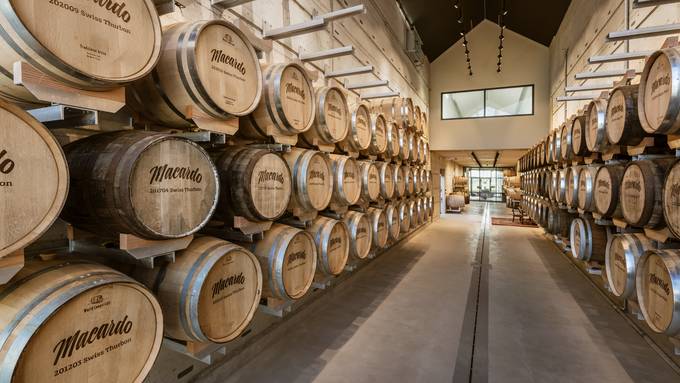 Whisky aus dem Thurgau: Neue Destillerie in Strohwilen eingeweiht
