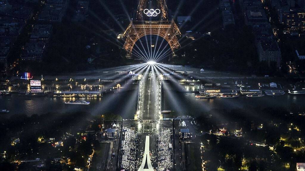 Olympische Spiele in Paris mit Parade auf der Seine eröffnet