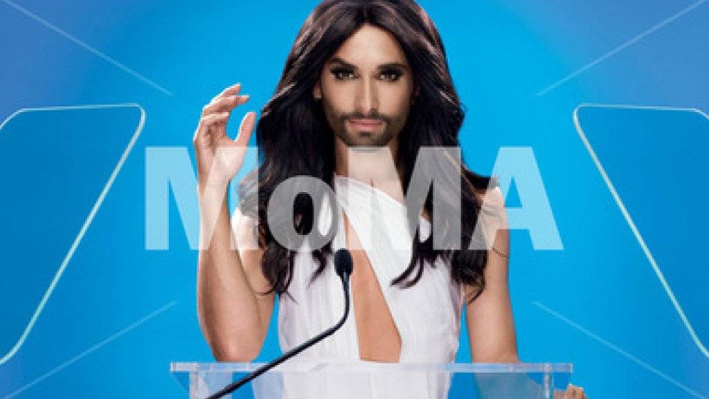 Die österreichische Drag-Queen Conchita Wurst schaffte es auf ein Plakat des Museum of Modern Art in New York (zVg)