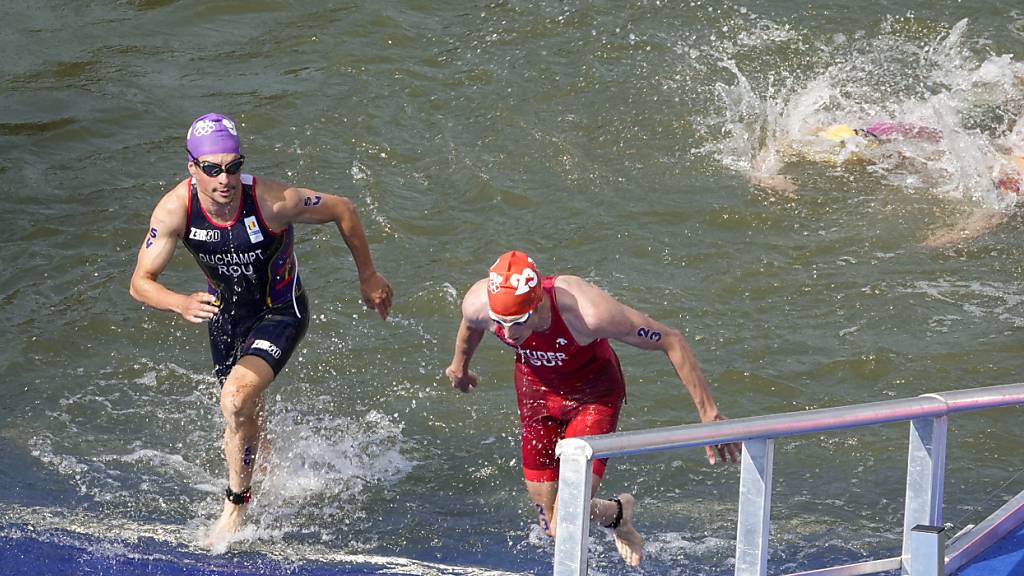 Schweizer Männer schwimmen im Triathlon zu langsam