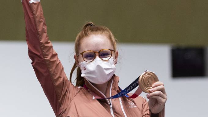 Fantastischer Olympia-Auftakt: Schützin Nina Christen holt Bronze