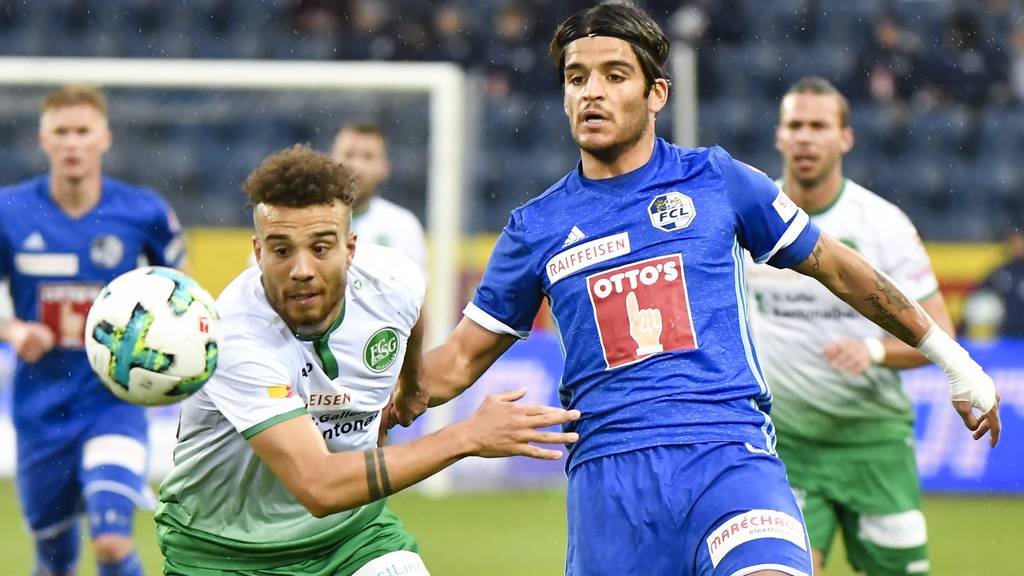 Luzerns Francisco Rodriguez (rechts) bescherte seiner Mannschaft einen tollen Start in das Spiel gegen St. Gallen.