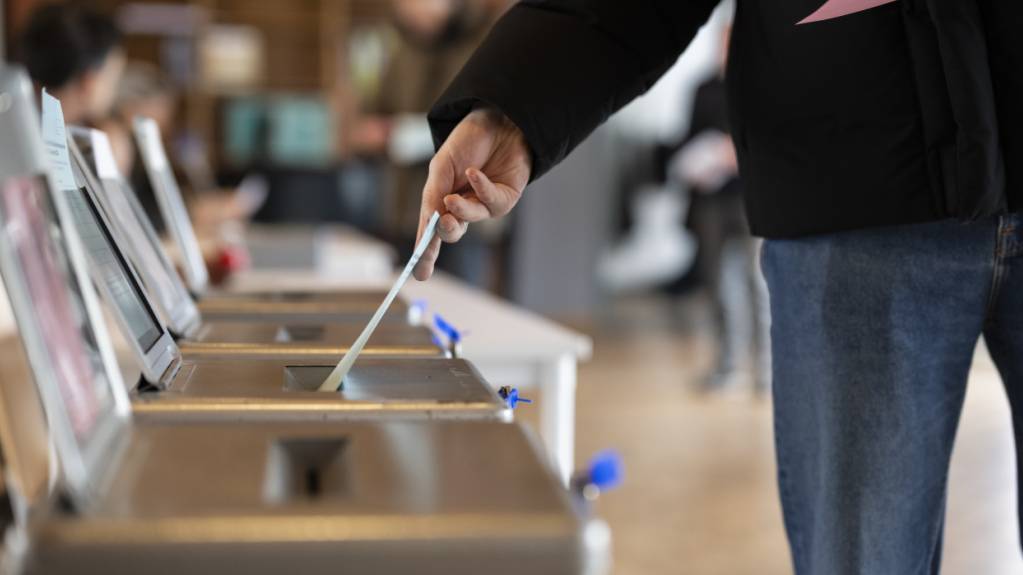 Individualbesteuerung und Bargeld-Initiative finden Gehör