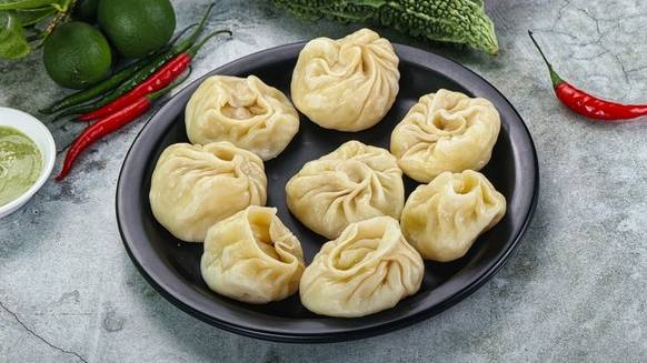 Bald kann man am HB Momos essen.