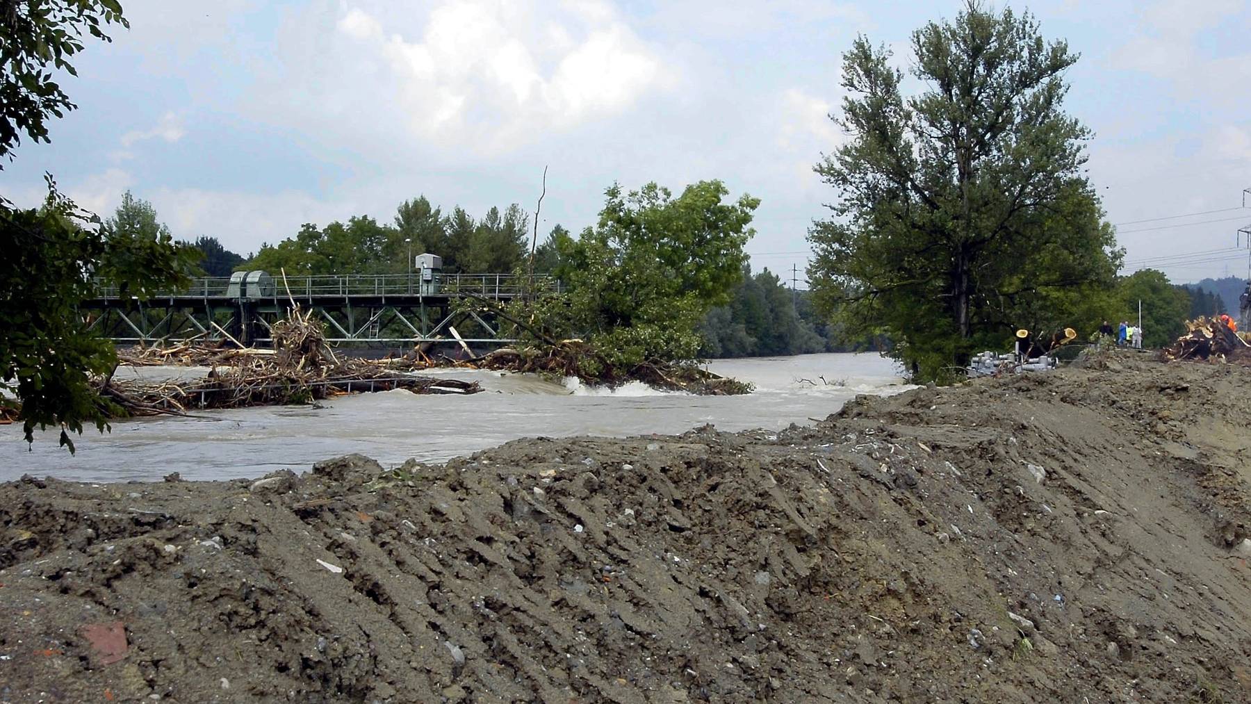Das Hochwasserschutzprojekt Reuss wurde nach dem Hochwasser vom August 2005 erarbeitet, um ein solches Szenario in Zukunft zu verhindern.
