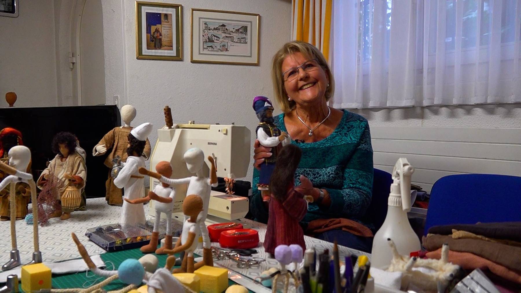 Hanny Roduner achtet bei ihren Krippenfiguren auf jedes Detail