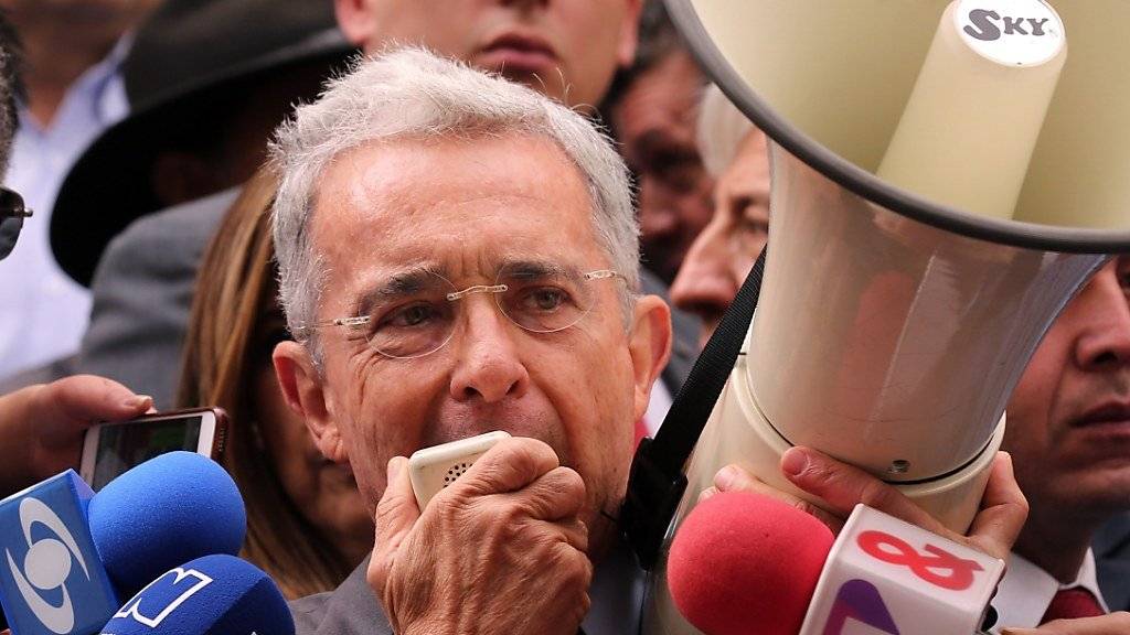 Die rechte Partei von Ex-Präsident Alvaro Uribe wird stärkste Kraft im kolumbianischen Parlament. (Archivbild)