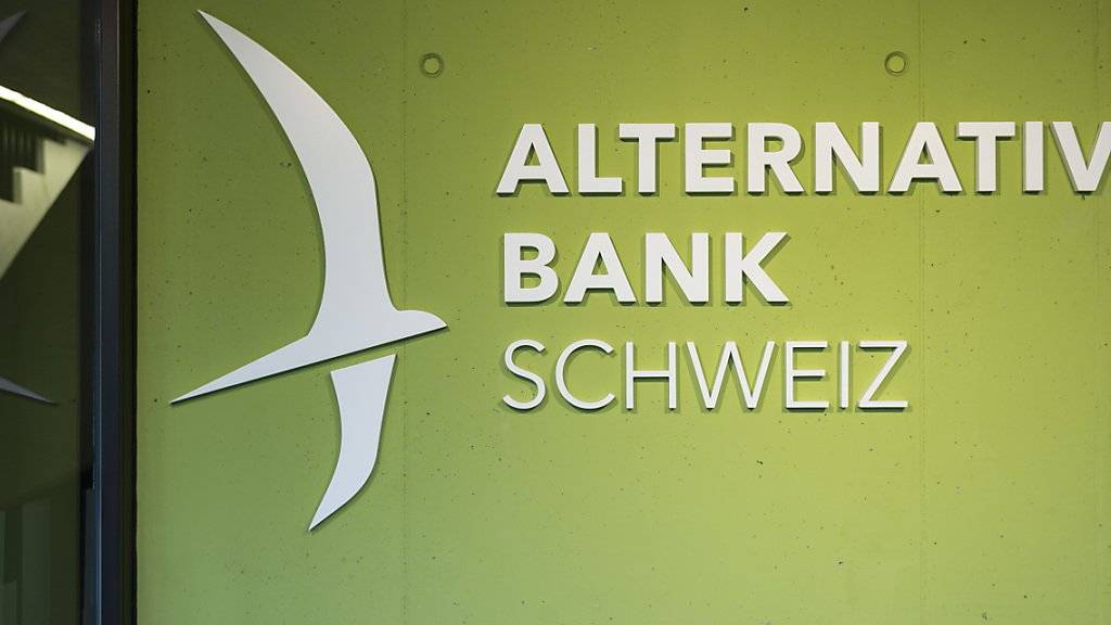 Als erste Schweizer Bank führt die Alternative Bank Schweiz Negativzinsen für Privatkunden ein. (Archiv)